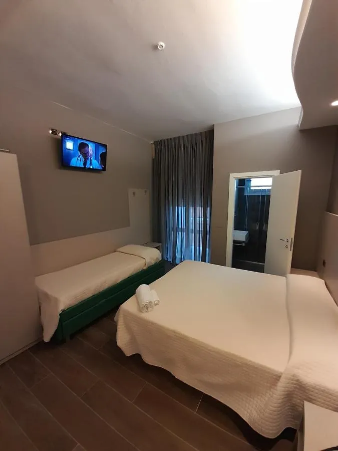 רימיני Hotel Royal Plaza
