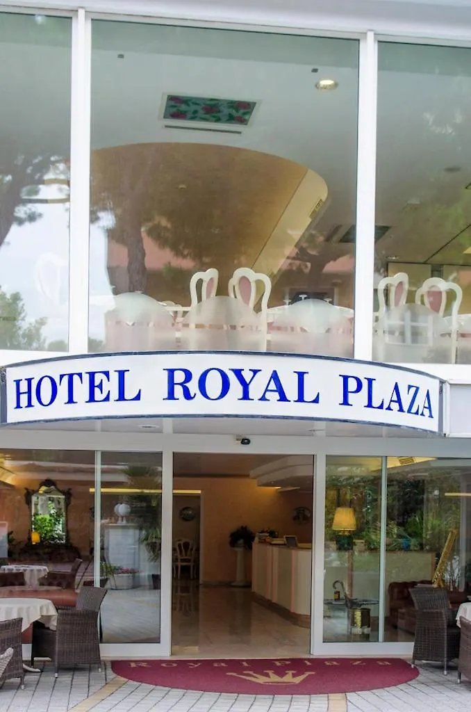 רימיני Hotel Royal Plaza